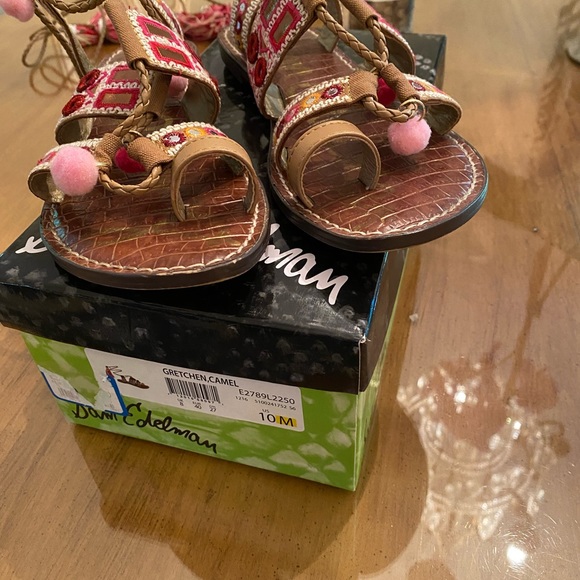 Sam Edelman Gretchen Sandal. Size 10. - Picture 4 of 5